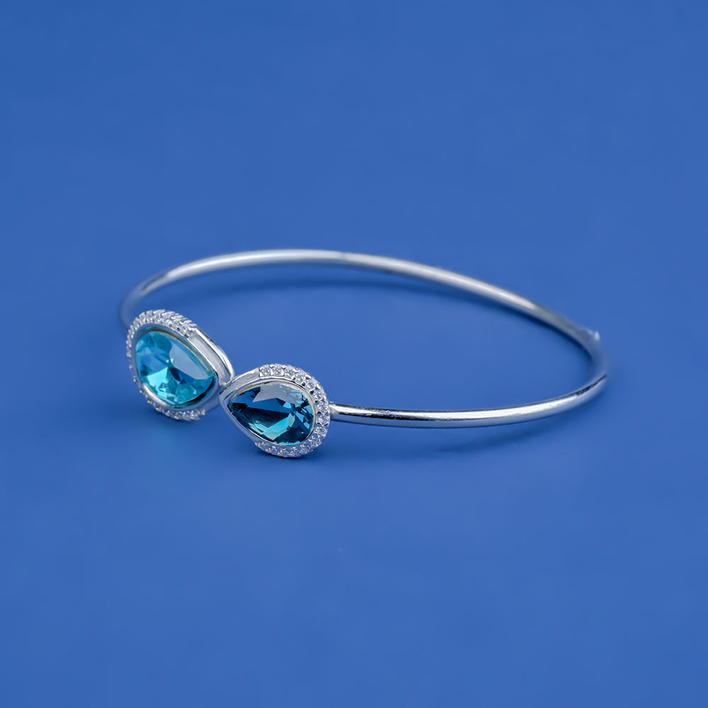 Sky Blue Diamond Bracelet